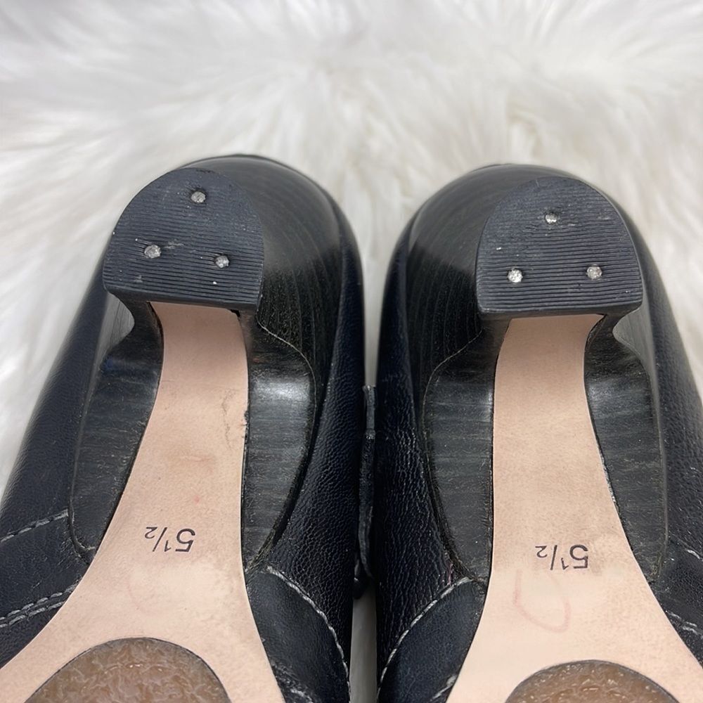 Clarks Black T-Strap Low Heel Pumps for Women - Picture 7 of 8
